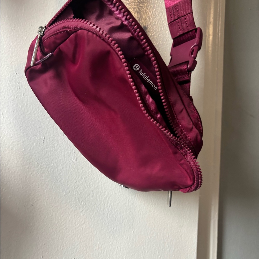 lululemon athletica Women's Burgundy Bag